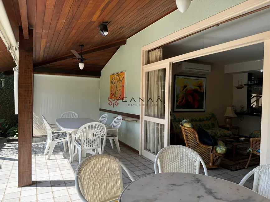 Foto 5 de Casa de Condomínio com 3 quartos à venda, 400m2 em Frade (Cunhambebe), Angra Dos Reis - RJ