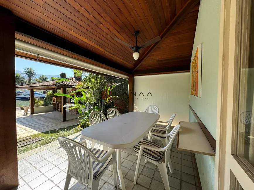 Foto 7 de Casa de Condomínio com 3 quartos à venda, 400m2 em Frade (Cunhambebe), Angra Dos Reis - RJ