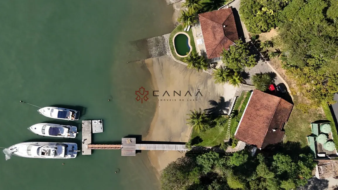 Casa com 7 quartos à venda, 582m2 em Retiro (Cunhambebe), Angra Dos Reis - RJ - imagem 1 Foto 1 de Casa com 7 quartos à venda, 582m2 em Retiro (Cunhambebe), Angra Dos Reis - RJ