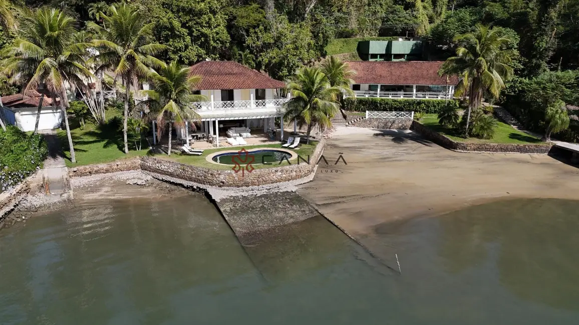 Casa com 7 quartos à venda, 582m2 em Retiro (Cunhambebe), Angra Dos Reis - RJ - imagem 7 Foto 7 de Casa com 7 quartos à venda, 582m2 em Retiro (Cunhambebe), Angra Dos Reis - RJ