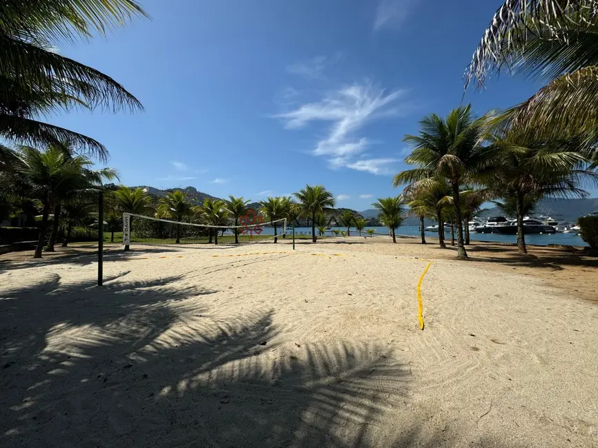 Casa de Condomínio com 4 quartos para alugar, 300m2 em Mombaça, Angra Dos Reis - RJ - imagem 5 Foto 5 de Casa de Condomínio com 4 quartos para alugar, 300m2 em Mombaça, Angra Dos Reis - RJ