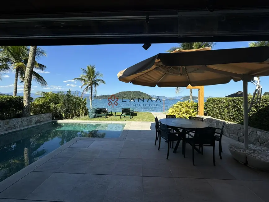Foto 1 de Casa de Condomínio com 3 quartos para alugar, 450m2 em Frade (Cunhambebe), Angra Dos Reis - RJ