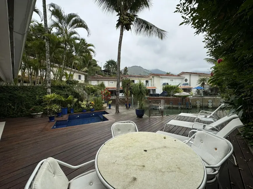 Foto 5 de Casa de Condomínio com 5 quartos à venda, 400m2 em Frade (Cunhambebe), Angra Dos Reis - RJ