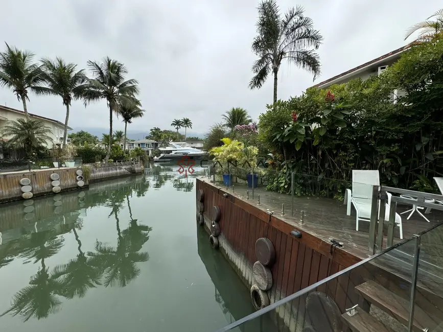 Foto 8 de Casa de Condomínio com 5 quartos à venda, 400m2 em Frade (Cunhambebe), Angra Dos Reis - RJ