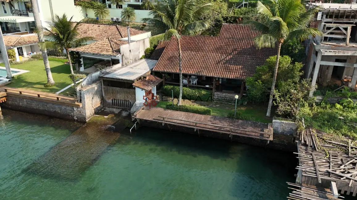 Foto 6 de Casa com 2 quartos à venda, 197m2 em Camorim, Angra Dos Reis - RJ