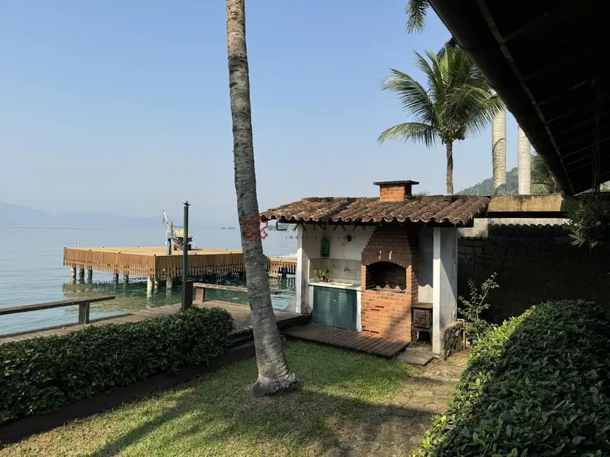 Foto 3 de Casa com 2 quartos à venda, 197m2 em Camorim, Angra Dos Reis - RJ