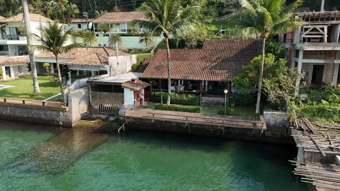 Foto 1 de Casa com 2 quartos à venda, 197m2 em Camorim, Angra Dos Reis - RJ