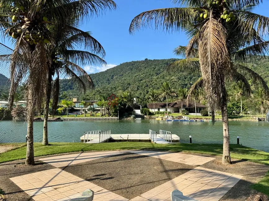 Foto 2 de Casa de Condomínio com 10 quartos à venda, 1000m2 em Mangaratiba - RJ