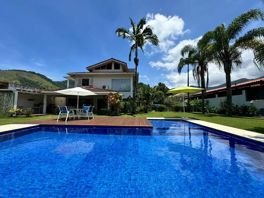 Foto 1 de Casa de Condomínio com 6 quartos à venda, 340m2 em Frade (Cunhambebe), Angra Dos Reis - RJ