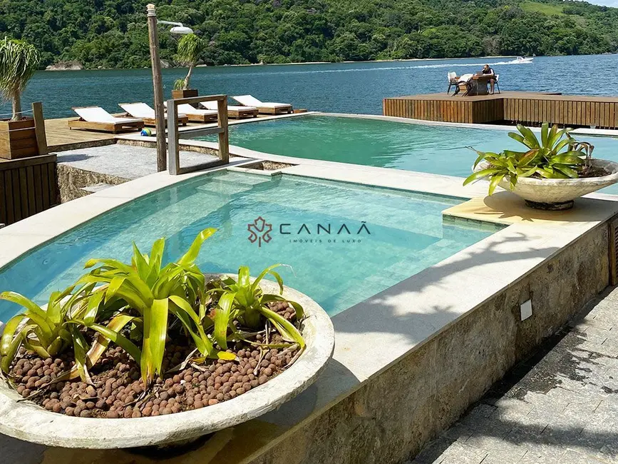 Casa com 14 quartos para alugar, 1000m2 em Angra Dos Reis - RJ - imagem 2 Foto 2 de Casa com 14 quartos para alugar, 1000m2 em Angra Dos Reis - RJ