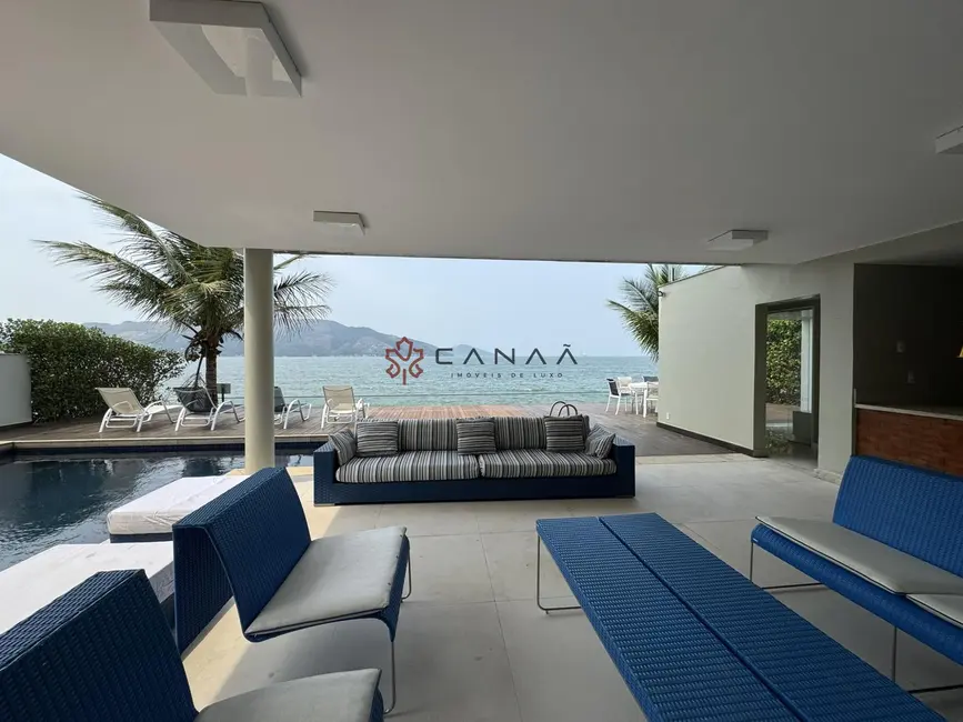 Casa de Condomínio com 6 quartos para alugar, 500m2 em Mangaratiba - RJ - imagem 8 Foto 8 de Casa de Condomínio com 6 quartos para alugar, 500m2 em Mangaratiba - RJ