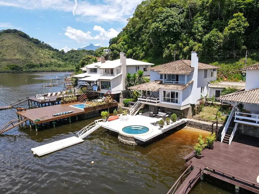 Foto 1 de Casa de Condomínio com 4 quartos à venda, 400m2 em Itanema (Cunhambebe), Angra Dos Reis - RJ