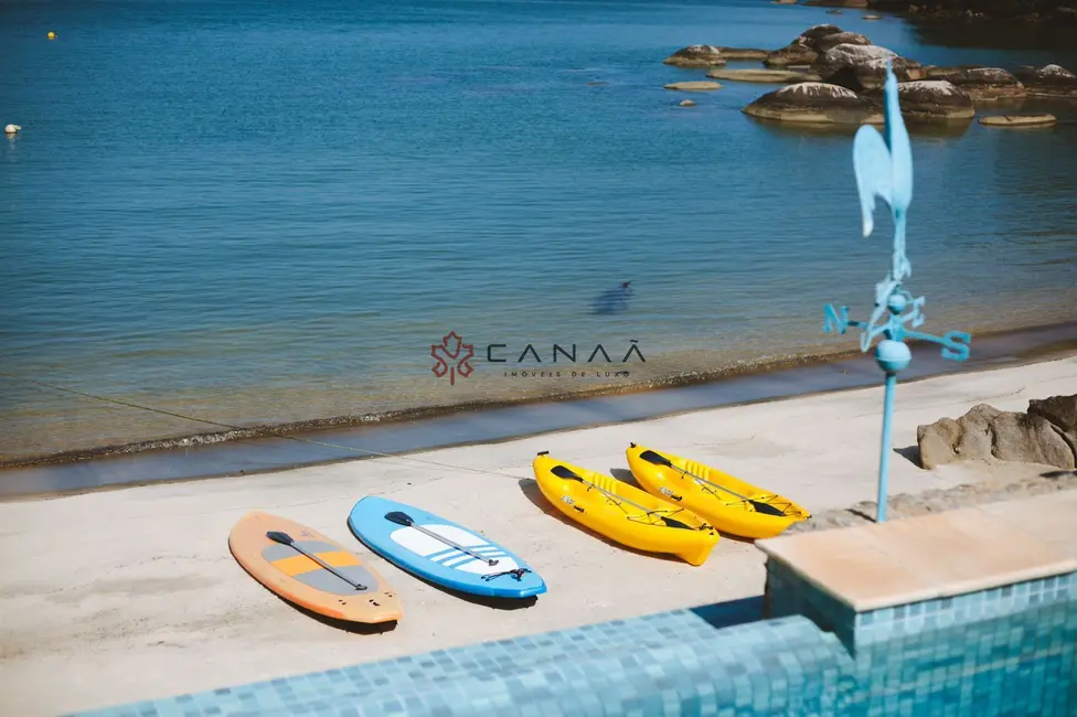 Foto 4 de Casa de Condomínio com 7 quartos à venda, 500m2 em Mombaça, Angra Dos Reis - RJ