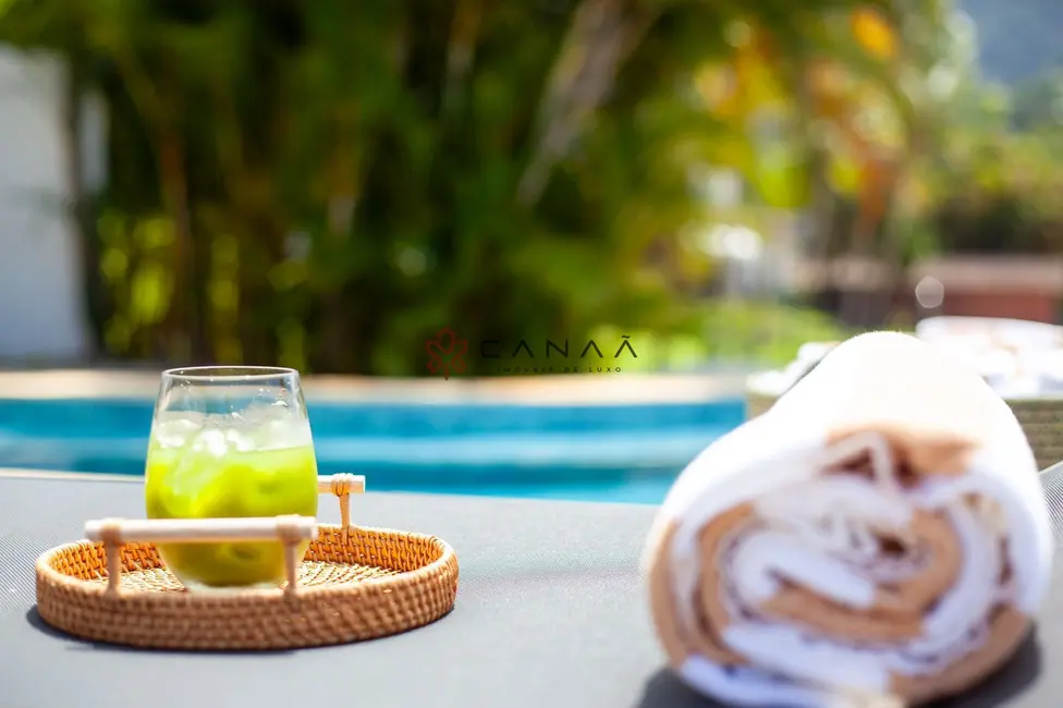 Foto 6 de Casa de Condomínio com 7 quartos à venda, 500m2 em Mombaça, Angra Dos Reis - RJ