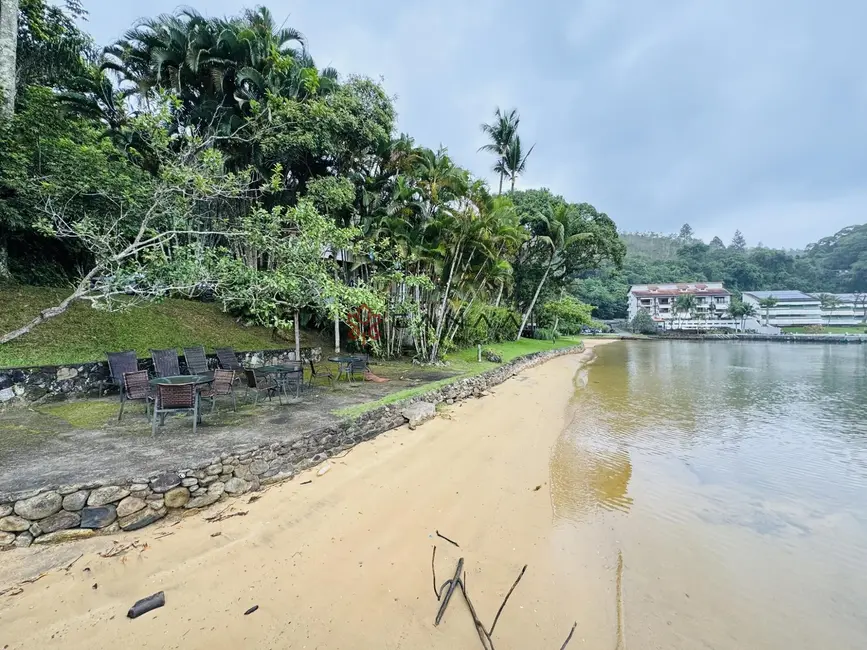 Foto 3 de Casa de Condomínio com 4 quartos à venda, 250m2 em Pontal (Cunhambebe), Angra Dos Reis - RJ