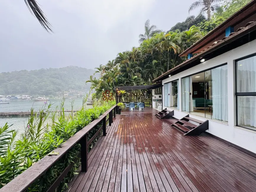 Foto 1 de Casa de Condomínio com 4 quartos à venda, 250m2 em Pontal (Cunhambebe), Angra Dos Reis - RJ