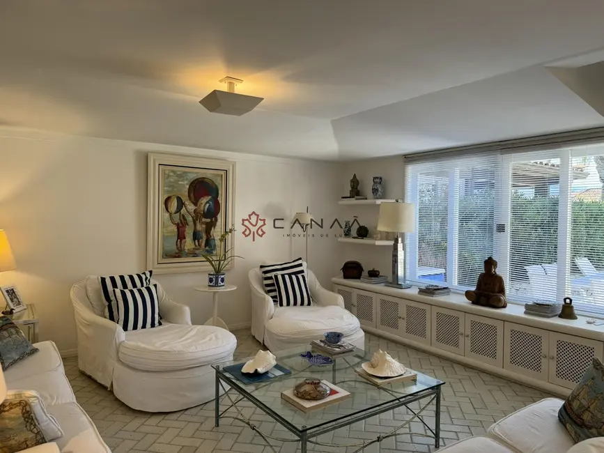 Foto 9 de Casa de Condomínio com 5 quartos à venda, 400m2 em Frade (Cunhambebe), Angra Dos Reis - RJ