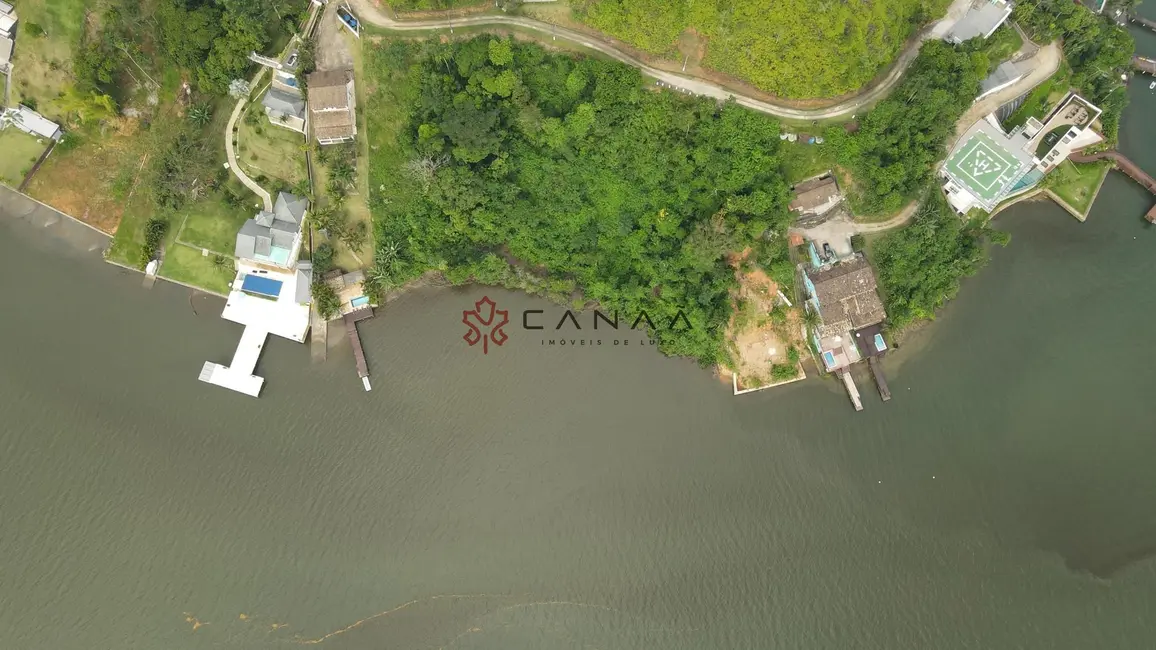 Foto 1 de Terreno / Lote à venda, 1701m2 em Bracuí (Cunhambebe), Angra Dos Reis - RJ