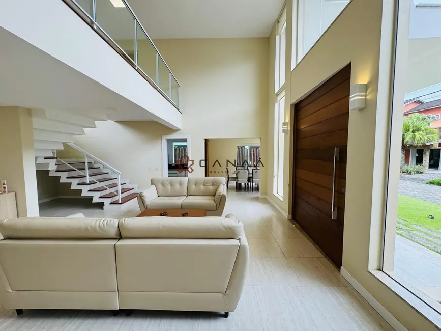 Foto 9 de Casa de Condomínio com 4 quartos à venda, 295m2 em Pontal (Cunhambebe), Angra Dos Reis - RJ