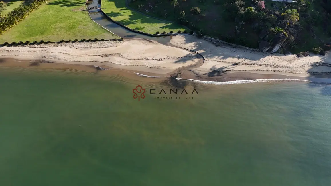 Casa com 6 quartos para alugar, 1000m2 em Piraquara (Cunhambebe), Angra Dos Reis - RJ - imagem 7 Foto 7 de Casa com 6 quartos para alugar, 1000m2 em Piraquara (Cunhambebe), Angra Dos Reis - RJ