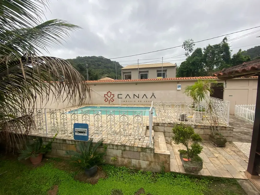 Foto 4 de Casa com 7 quartos à venda, 400m2 em Pontal (Cunhambebe), Angra Dos Reis - RJ