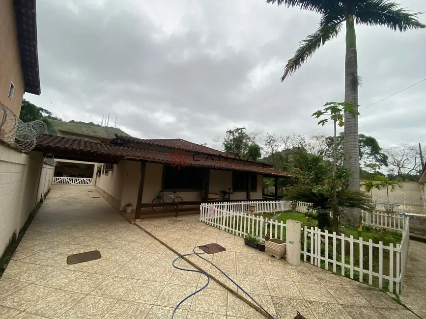 Foto 8 de Casa com 7 quartos à venda, 400m2 em Pontal (Cunhambebe), Angra Dos Reis - RJ