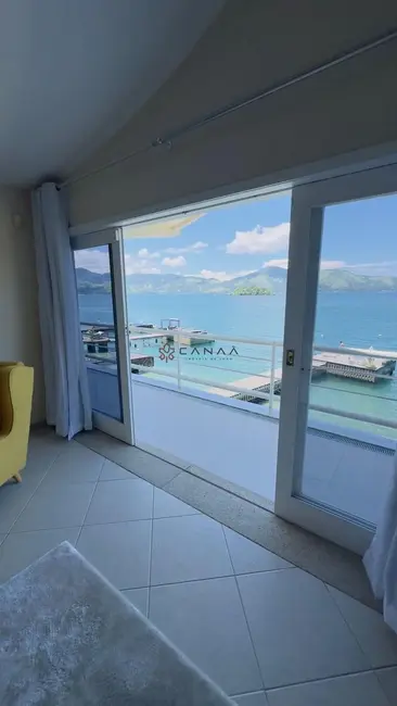 Foto 8 de Casa com 8 quartos à venda, 500m2 em Mombaça, Angra Dos Reis - RJ