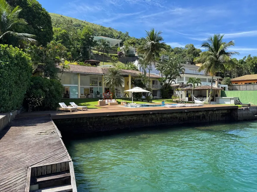 Casa com 6 quartos para alugar, 700m2 em Portogalo, Angra Dos Reis - RJ - imagem 2 Foto 2 de Casa com 6 quartos para alugar, 700m2 em Portogalo, Angra Dos Reis - RJ