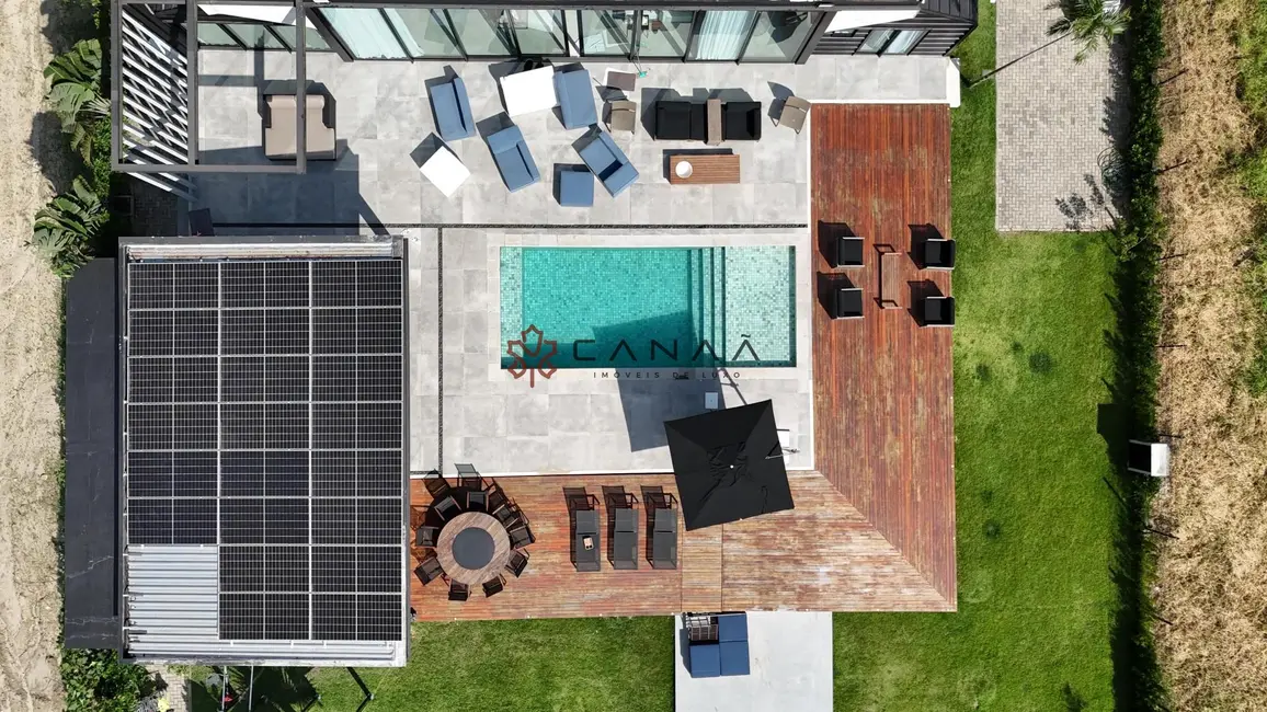 Foto 2 de Casa de Condomínio com 5 quartos à venda, 370m2 em Mangaratiba - RJ