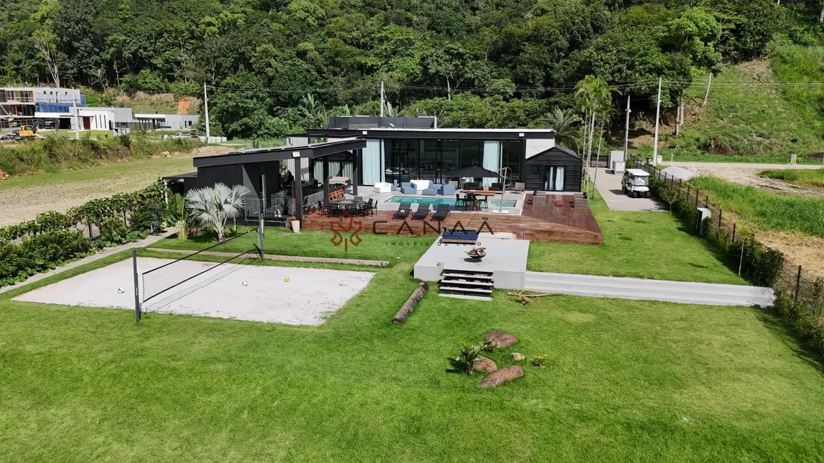 Foto 3 de Casa de Condomínio com 5 quartos à venda, 370m2 em Mangaratiba - RJ