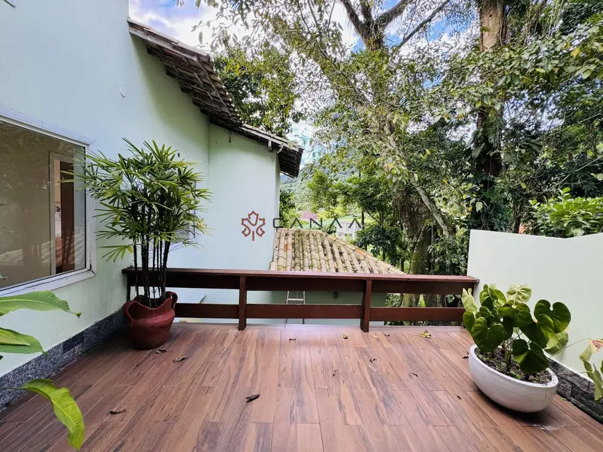 Casa de Condomínio com 4 quartos para alugar, 260m2 em Portogalo, Angra Dos Reis - RJ - imagem 8 Foto 8 de Casa de Condomínio com 4 quartos para alugar, 260m2 em Portogalo, Angra Dos Reis - RJ