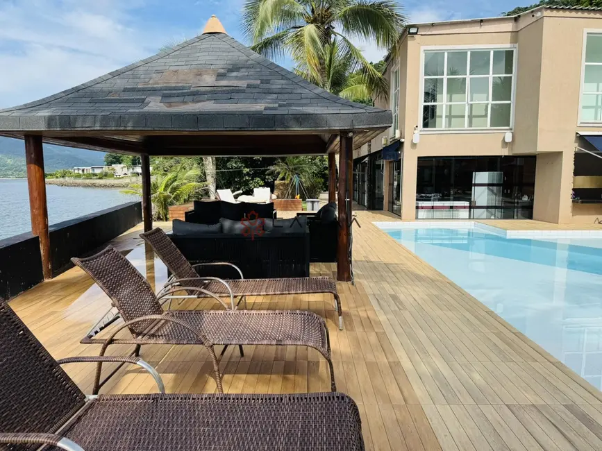 Foto 3 de Casa de Condomínio com 5 quartos à venda, 1000m2 em Mangaratiba - RJ