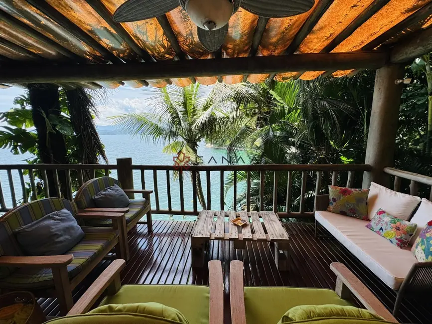 Foto 4 de Casa com 4 quartos à venda, 260m2 em Pontal (Cunhambebe), Angra Dos Reis - RJ