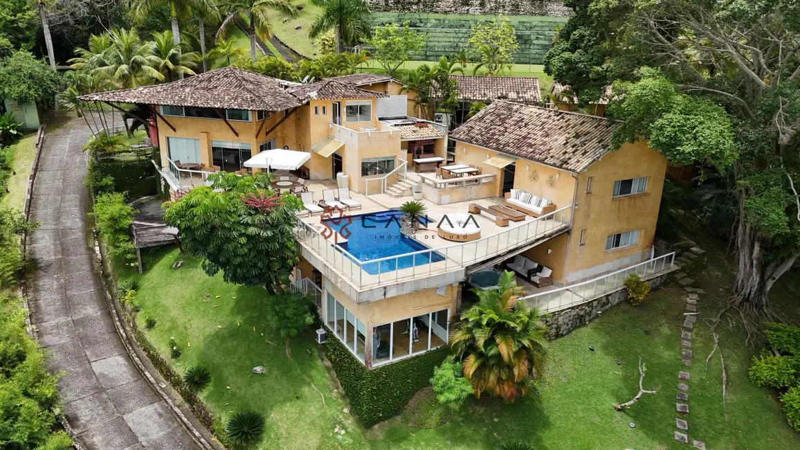 Casa de Condomínio com 5 quartos para alugar, 600m2 em Portogalo, Angra Dos Reis - RJ - imagem 4 Foto 4 de Casa de Condomínio com 5 quartos para alugar, 600m2 em Portogalo, Angra Dos Reis - RJ