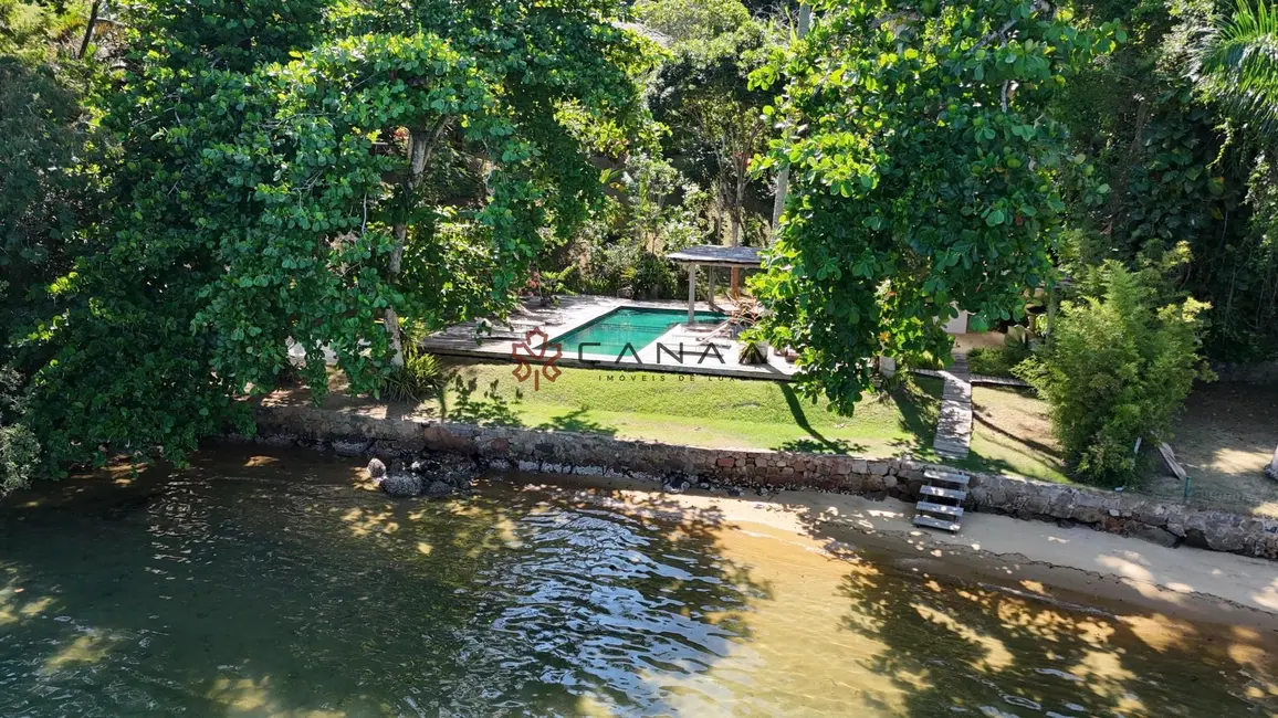 Casa com 5 quartos à venda, 1000m2 em Angra Dos Reis - RJ - imagem 3 Foto 3 de Casa com 5 quartos à venda, 1000m2 em Angra Dos Reis - RJ