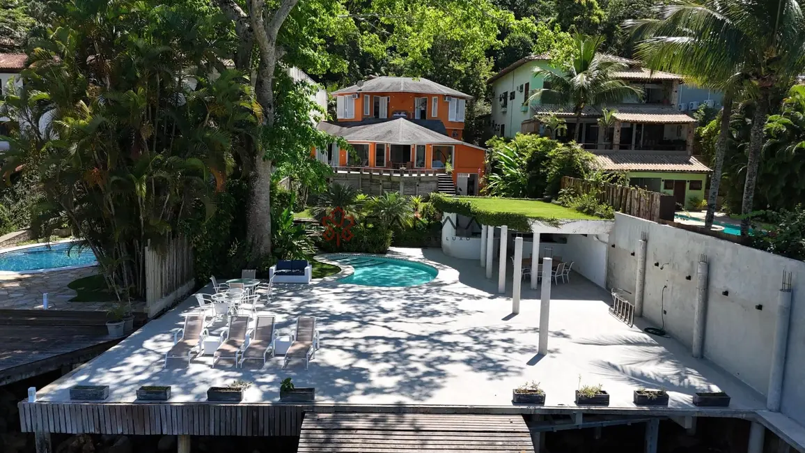 Casa de Condomínio com 4 quartos à venda, 400m2 em Mangaratiba - RJ - imagem 4 Foto 4 de Casa de Condomínio com 4 quartos à venda, 400m2 em Mangaratiba - RJ