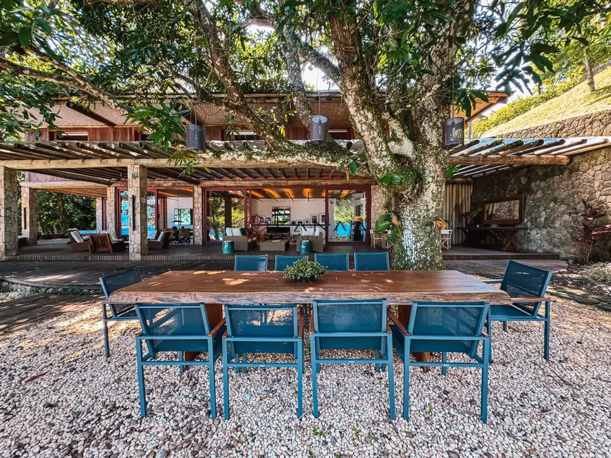 Casa de Condomínio com 6 quartos para alugar, 840m2 em Portogalo, Angra Dos Reis - RJ - imagem 8 Foto 8 de Casa de Condomínio com 6 quartos para alugar, 840m2 em Portogalo, Angra Dos Reis - RJ