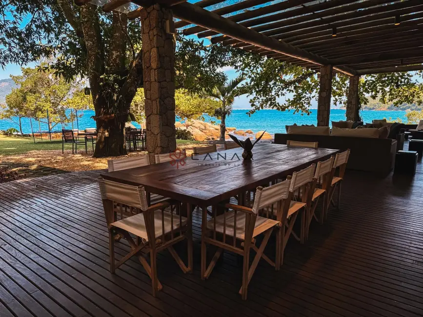 Casa de Condomínio com 6 quartos para alugar, 840m2 em Portogalo, Angra Dos Reis - RJ - imagem 5 Foto 5 de Casa de Condomínio com 6 quartos para alugar, 840m2 em Portogalo, Angra Dos Reis - RJ