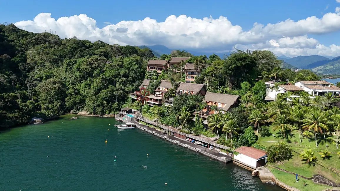 Foto 2 de Casa de Condomínio com 4 quartos à venda, 230m2 em Pontal (Cunhambebe), Angra Dos Reis - RJ