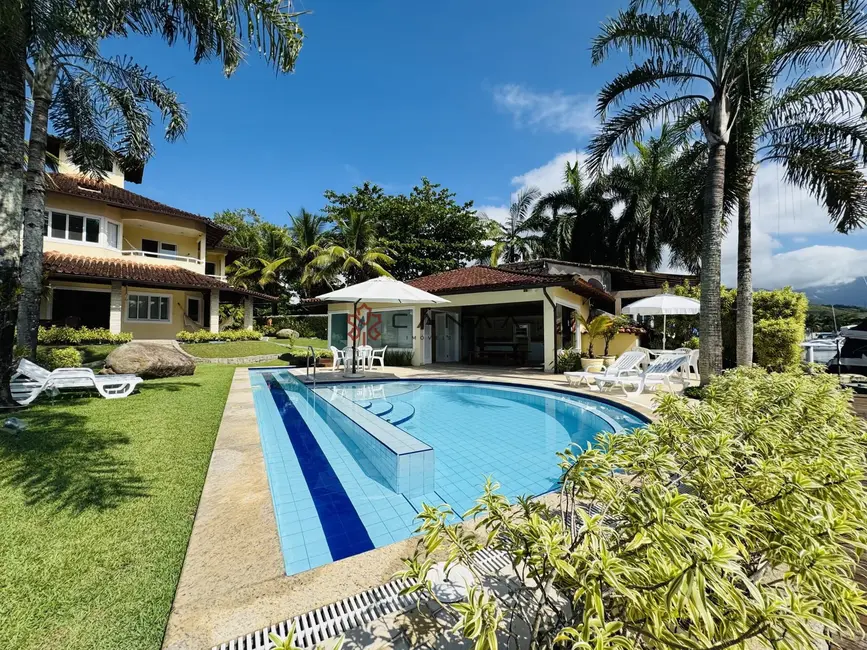 Foto 2 de Casa de Condomínio com 6 quartos à venda, 450m2 em Bracuí (Cunhambebe), Angra Dos Reis - RJ