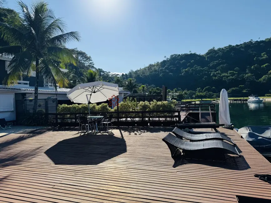 Foto 9 de Casa de Condomínio com 4 quartos à venda, 350m2 em Pontal (Cunhambebe), Angra Dos Reis - RJ