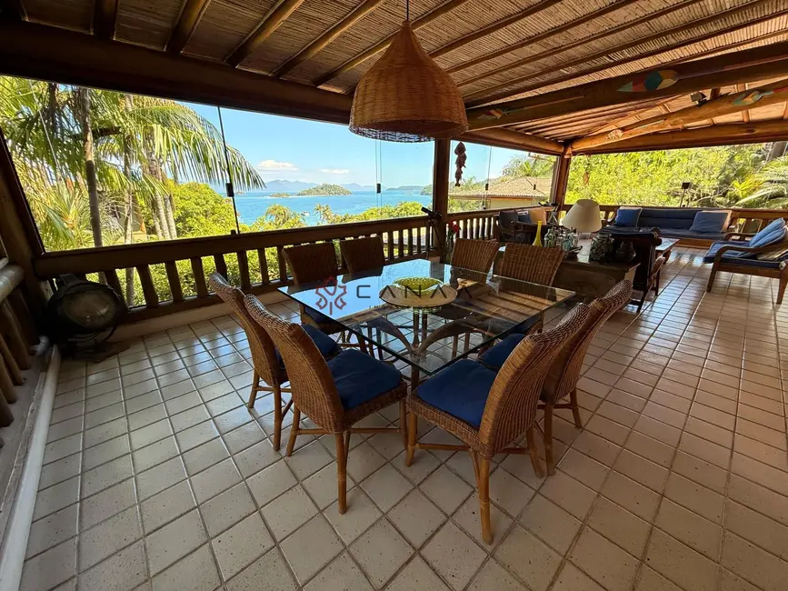 Foto 9 de Casa de Condomínio com 4 quartos para alugar, 240m2 em Mombaça, Angra Dos Reis - RJ