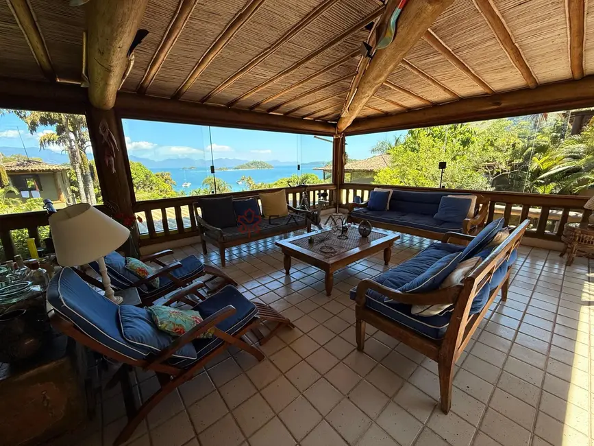 Foto 8 de Casa de Condomínio com 4 quartos para alugar, 240m2 em Mombaça, Angra Dos Reis - RJ