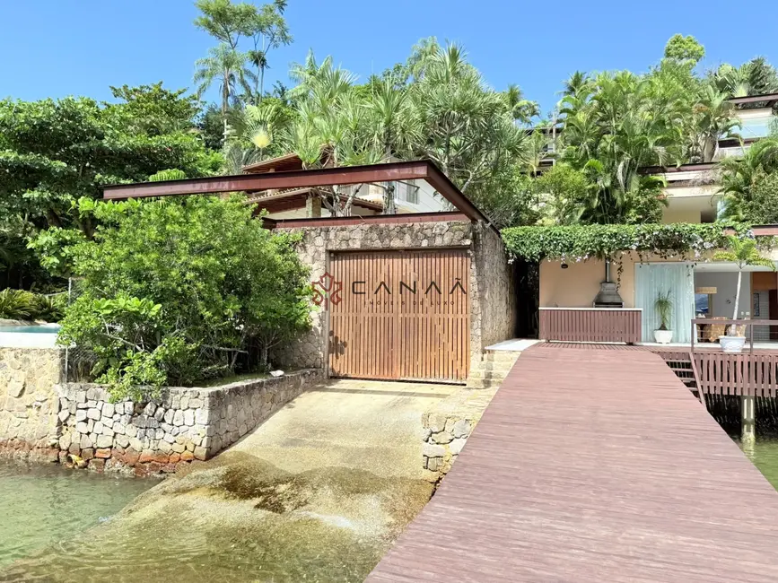 Foto 3 de Casa de Condomínio com 6 quartos à venda, 650m2 em Mombaça, Angra Dos Reis - RJ