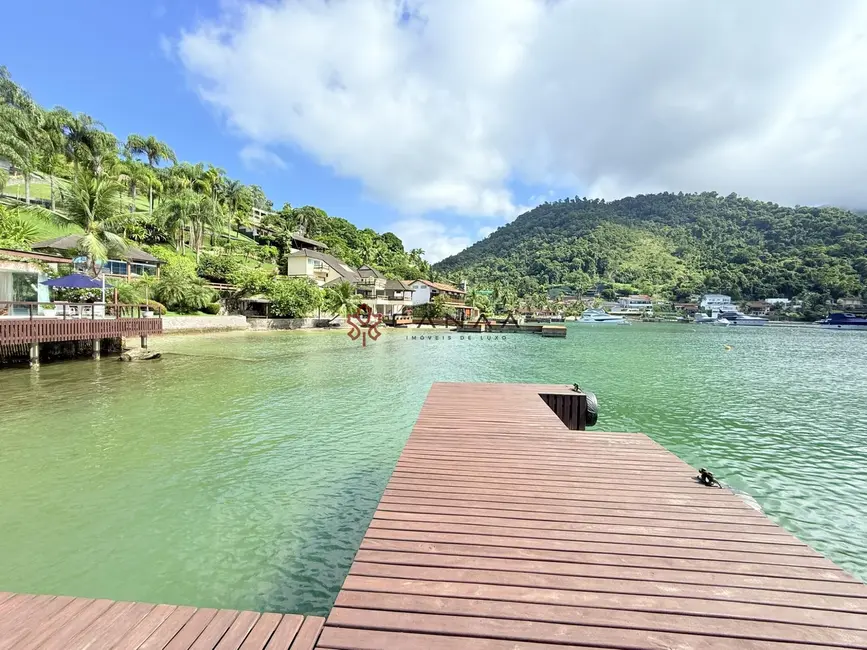 Foto 6 de Casa de Condomínio com 6 quartos à venda, 650m2 em Mombaça, Angra Dos Reis - RJ