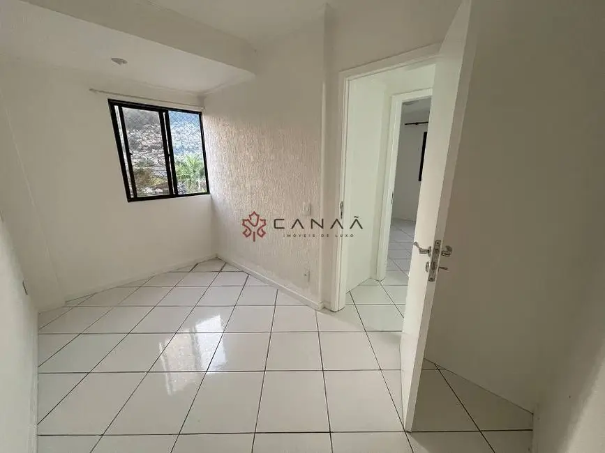 Apartamento com 3 quartos para alugar, 99m2 em Parque das Palmeiras, Angra Dos Reis - RJ - imagem 5 Foto 5 de Apartamento com 3 quartos para alugar, 99m2 em Parque das Palmeiras, Angra Dos Reis - RJ
