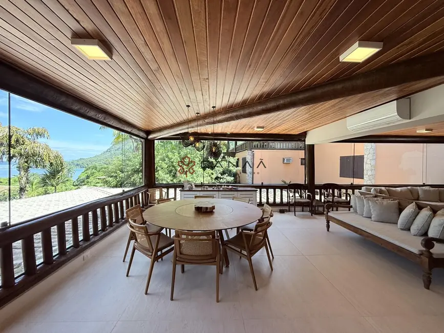 Foto 4 de Casa de Condomínio com 4 quartos à venda, 240m2 em Mombaça, Angra Dos Reis - RJ