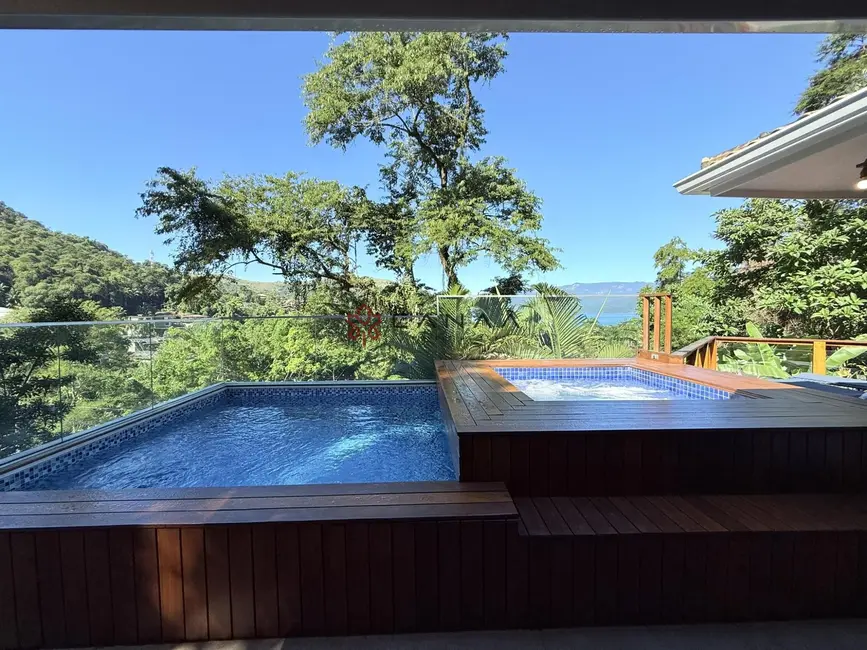 Foto 9 de Casa de Condomínio com 5 quartos para alugar, 400m2 em Portogalo, Angra Dos Reis - RJ