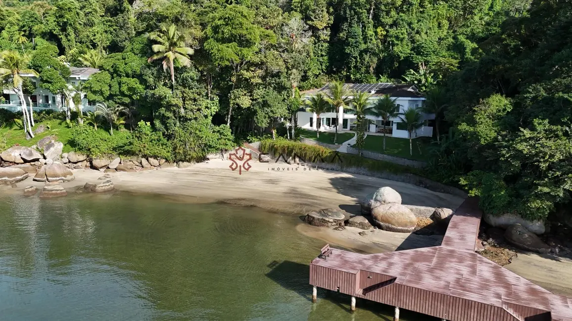 Casa com 5 quartos para alugar, 1000m2 em Piraquara (Cunhambebe), Angra Dos Reis - RJ - imagem 7 Foto 7 de Casa com 5 quartos para alugar, 1000m2 em Piraquara (Cunhambebe), Angra Dos Reis - RJ