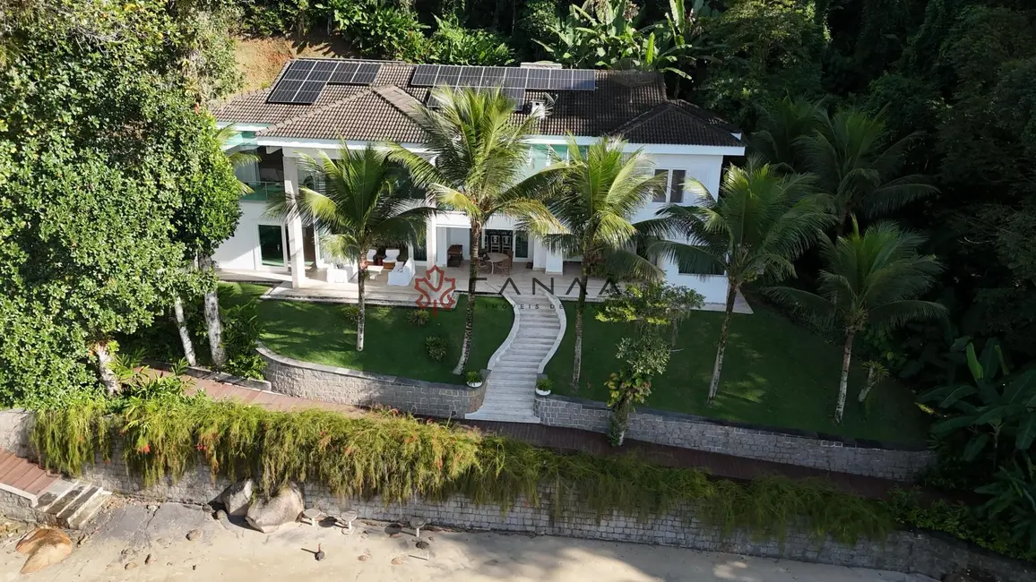 Casa com 5 quartos para alugar, 1000m2 em Piraquara (Cunhambebe), Angra Dos Reis - RJ - imagem 6 Foto 6 de Casa com 5 quartos para alugar, 1000m2 em Piraquara (Cunhambebe), Angra Dos Reis - RJ